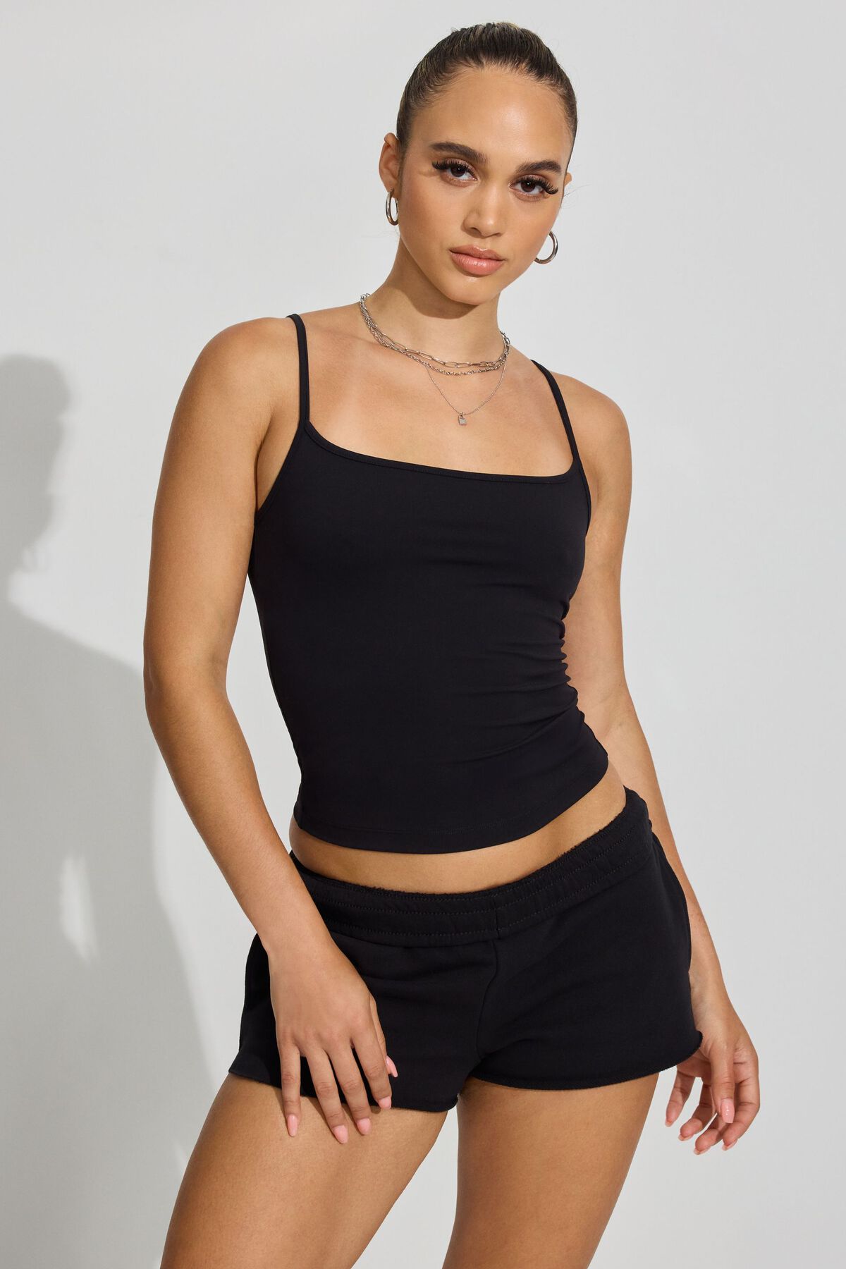 100080323_06V_1920x2880-4