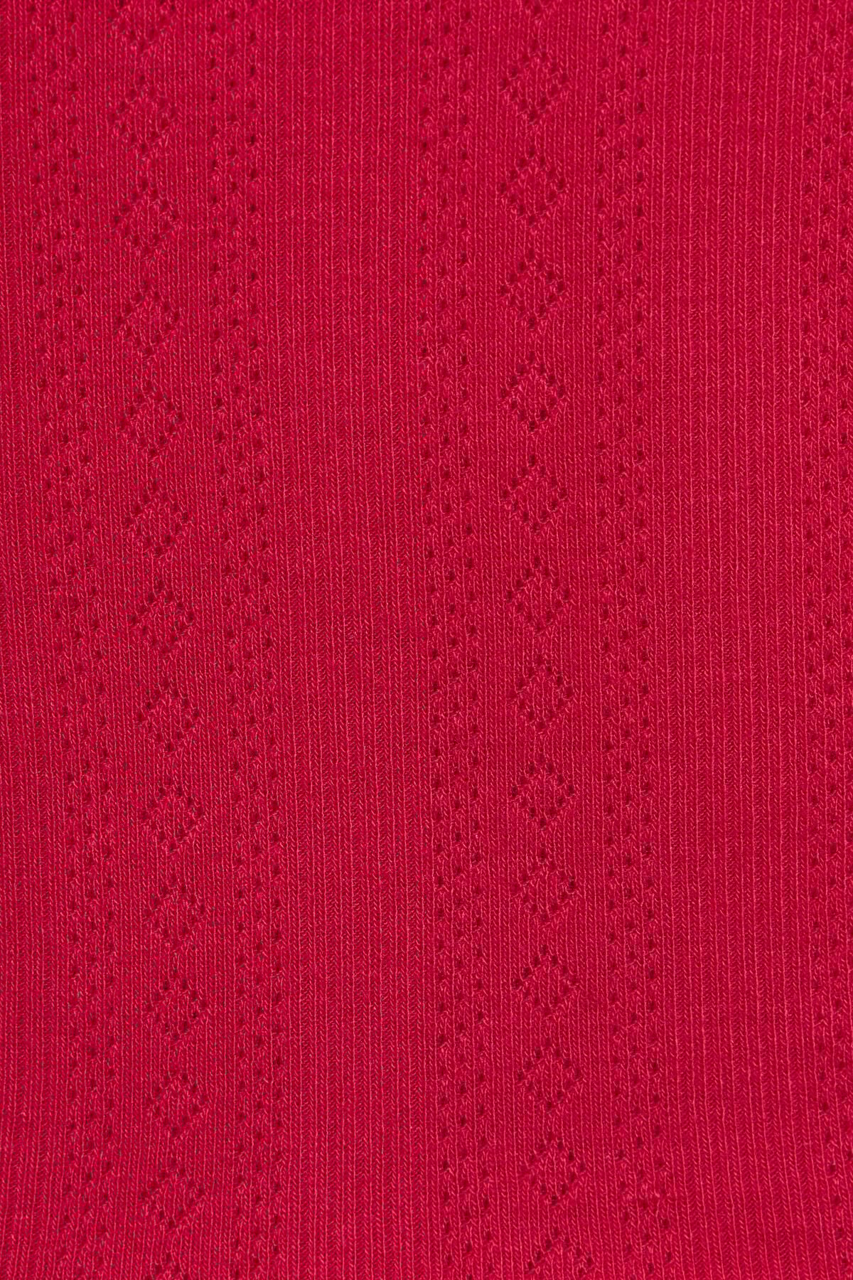 100083878_7GF_alt3_1920x2880