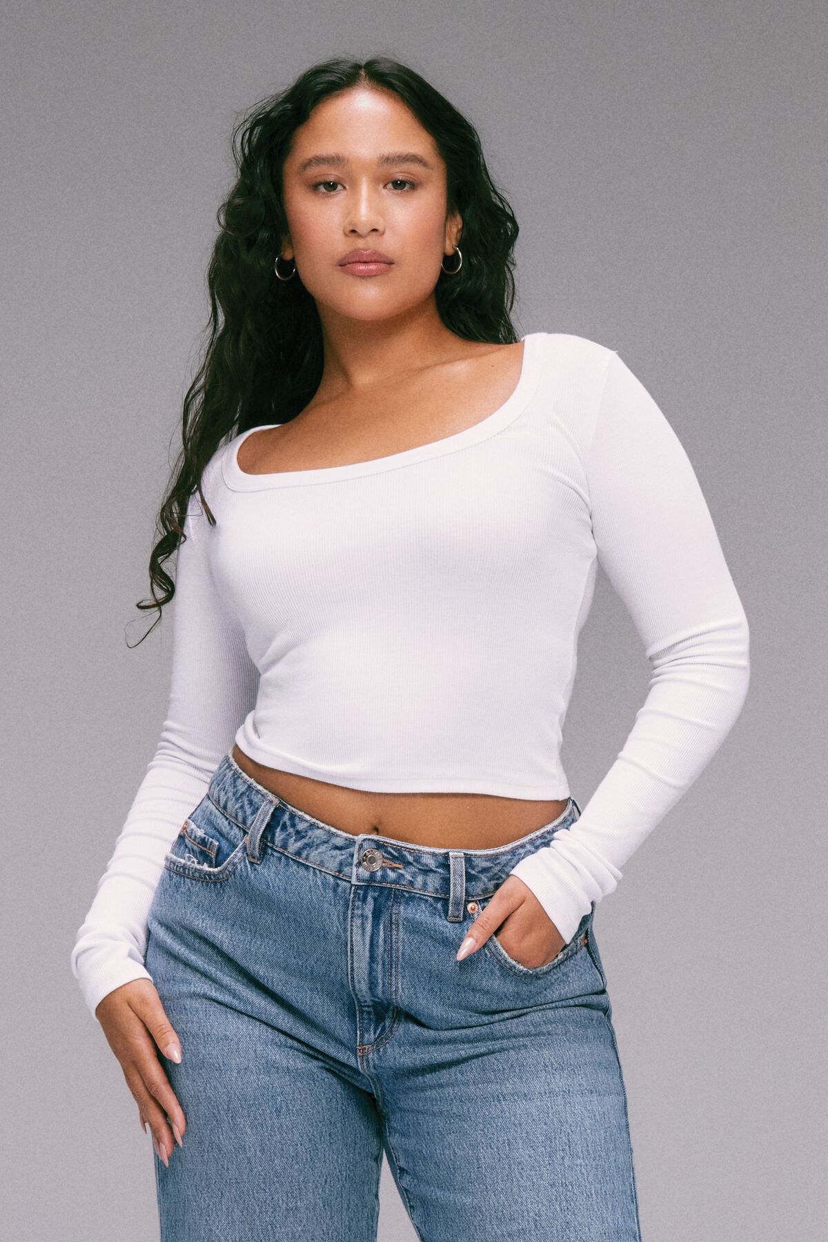 100085007_04N_1920x2880