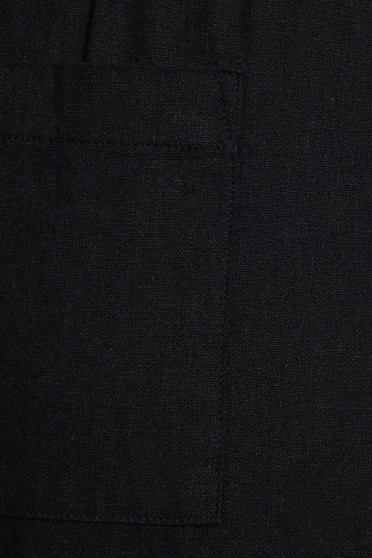 100087211_06V_alt3_1920x2880-3