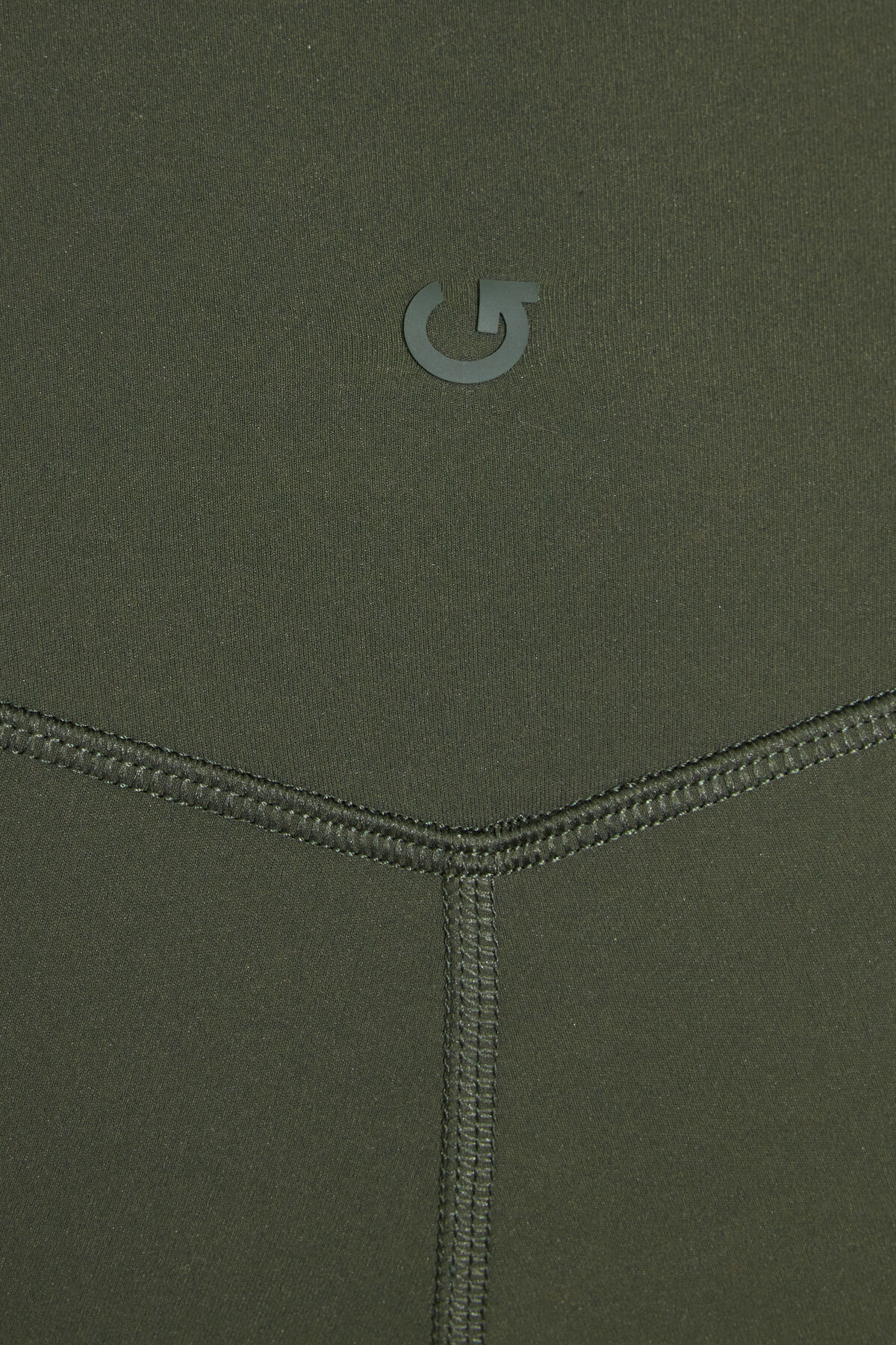 100090133_8AI_alt5_1920x2880-4