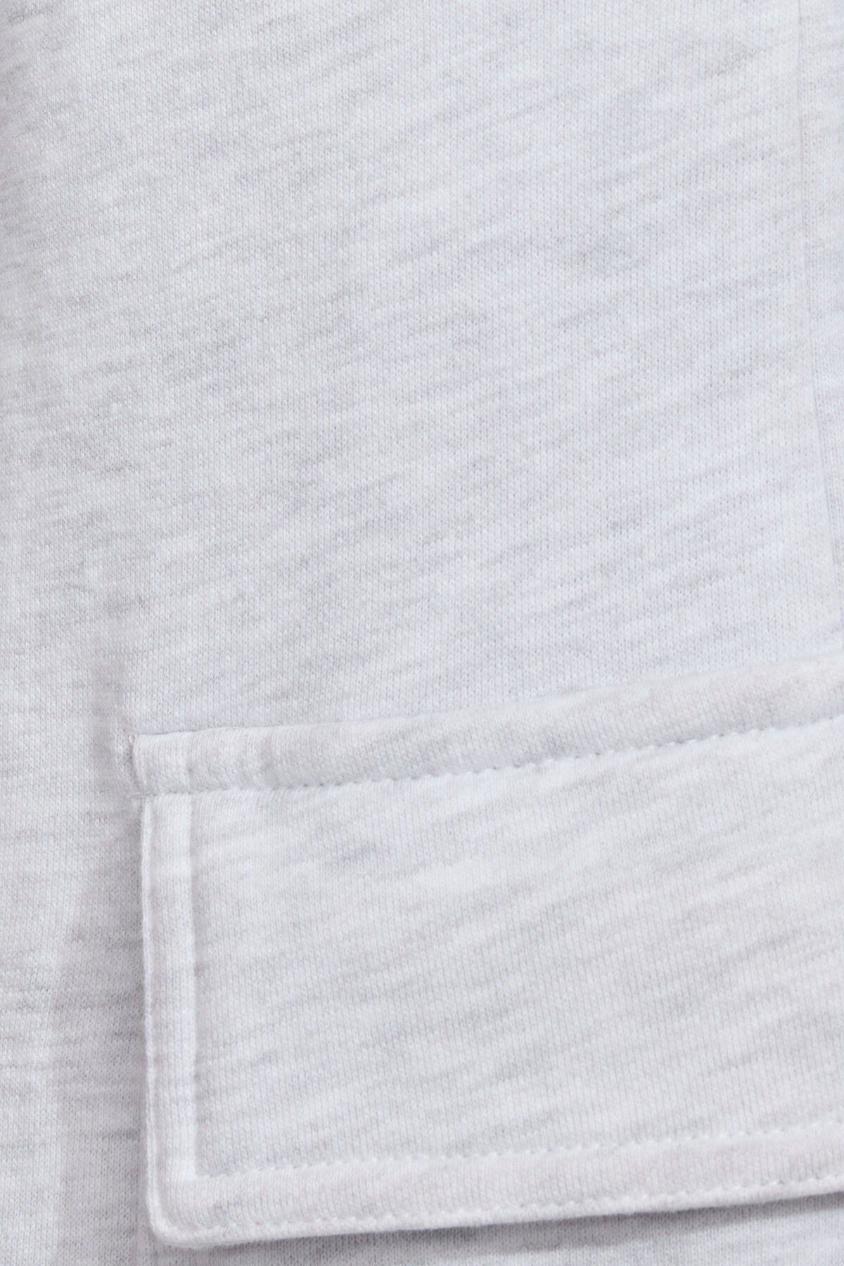 100091918_18X_alt4_1920x2880