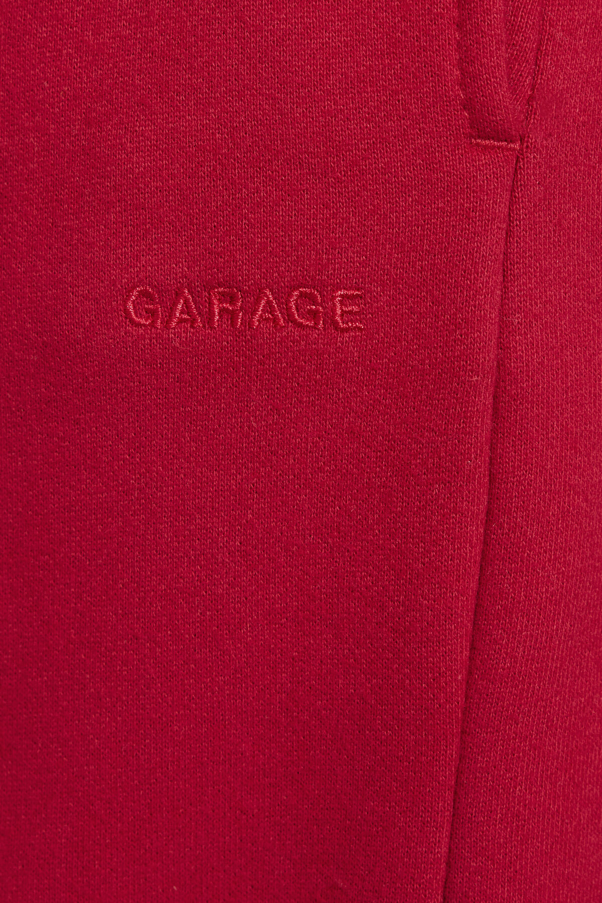 100091919_7GF_alt4_1920x2880-2