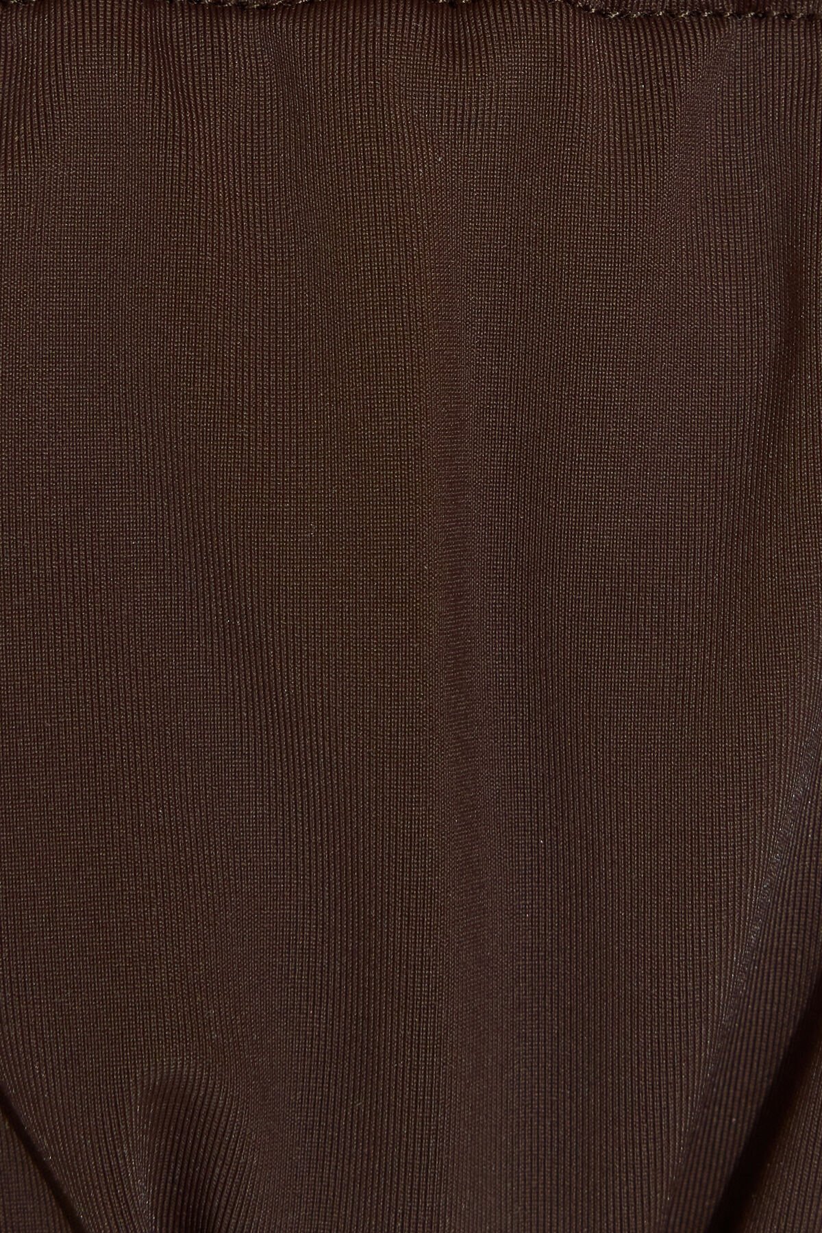 100095189_7MS_alt4_1920x2880