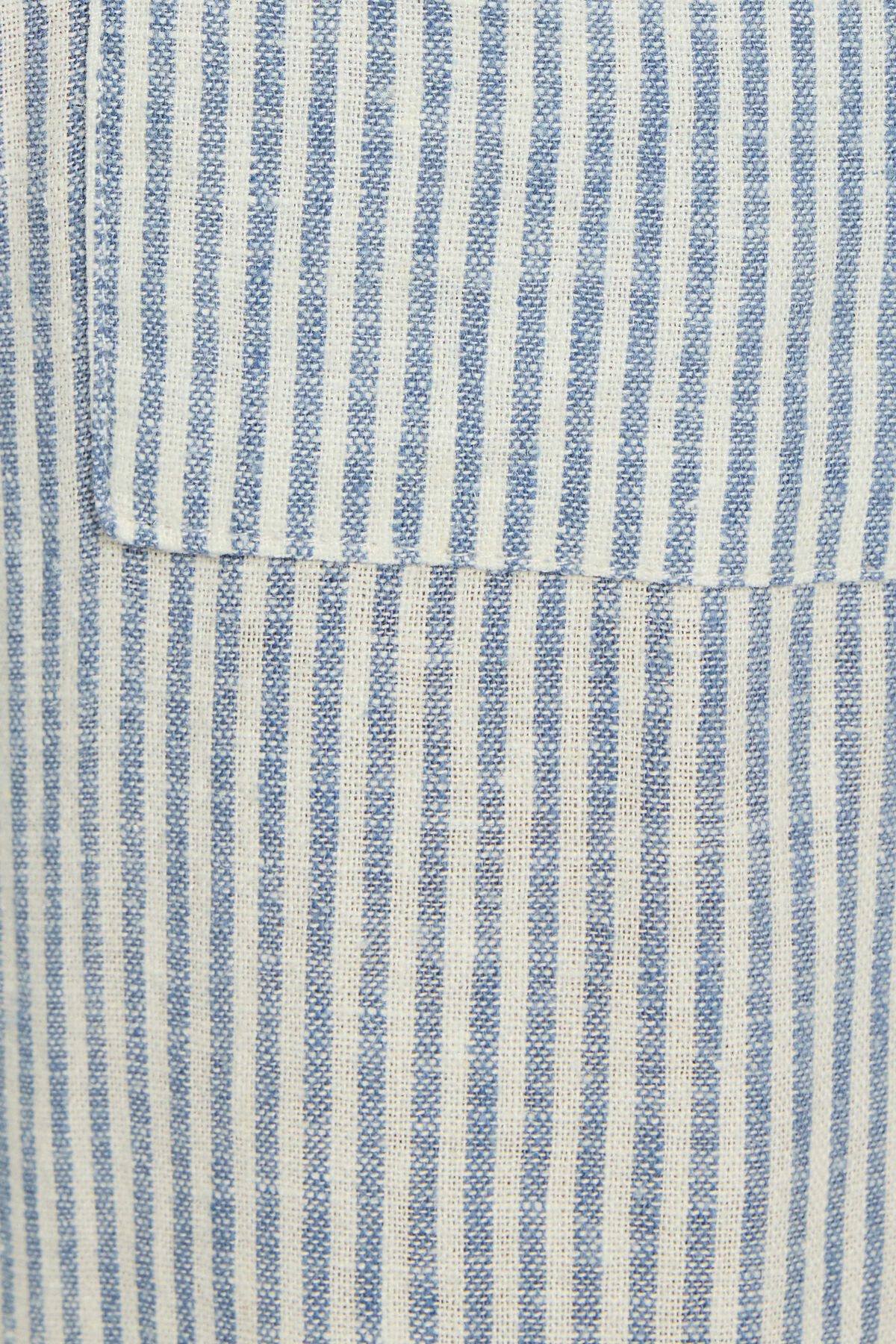 100095369_7VP_alt4_1920x2880-1