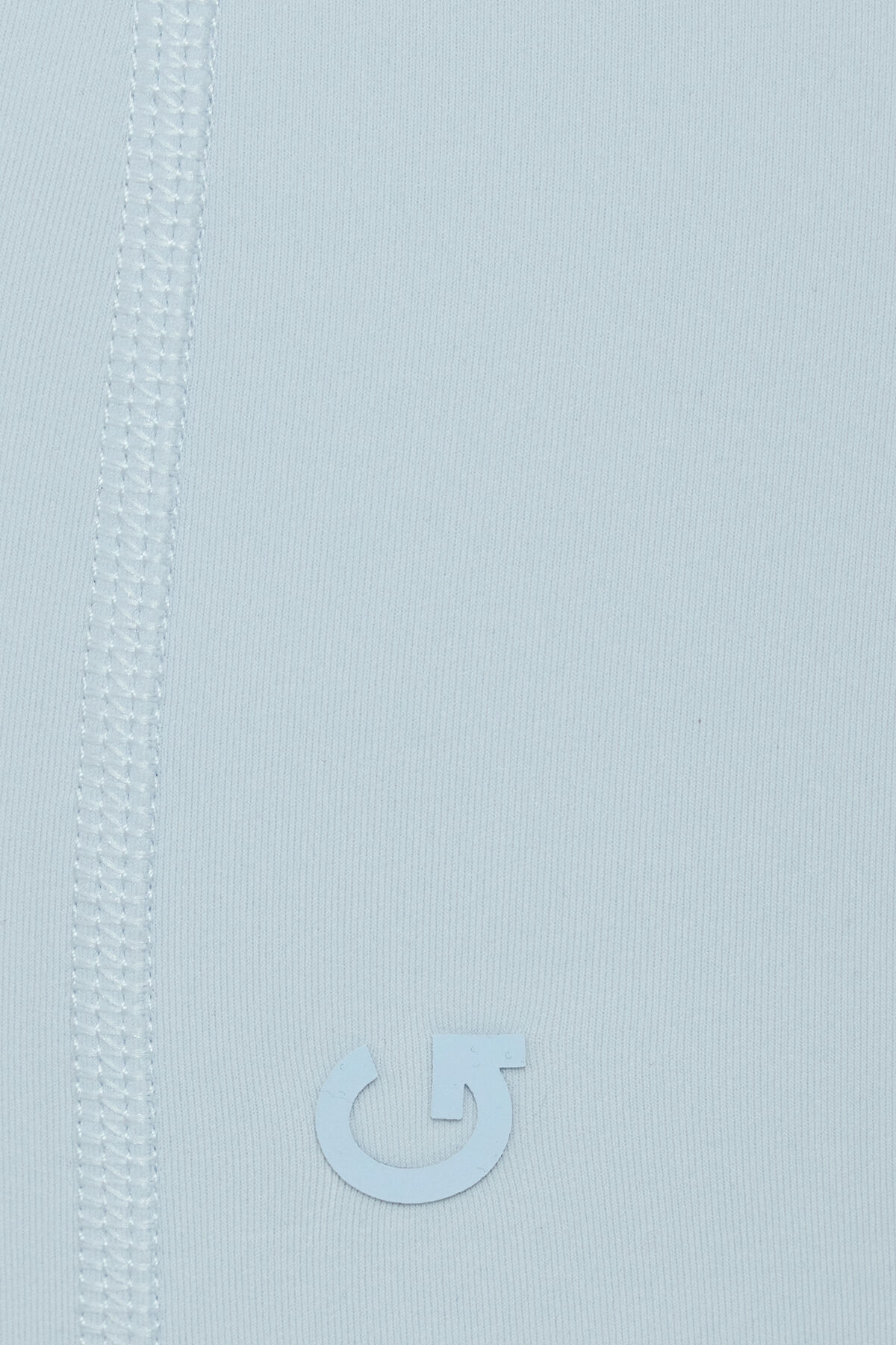 100095714_7VV_alt4_1920x2880-1