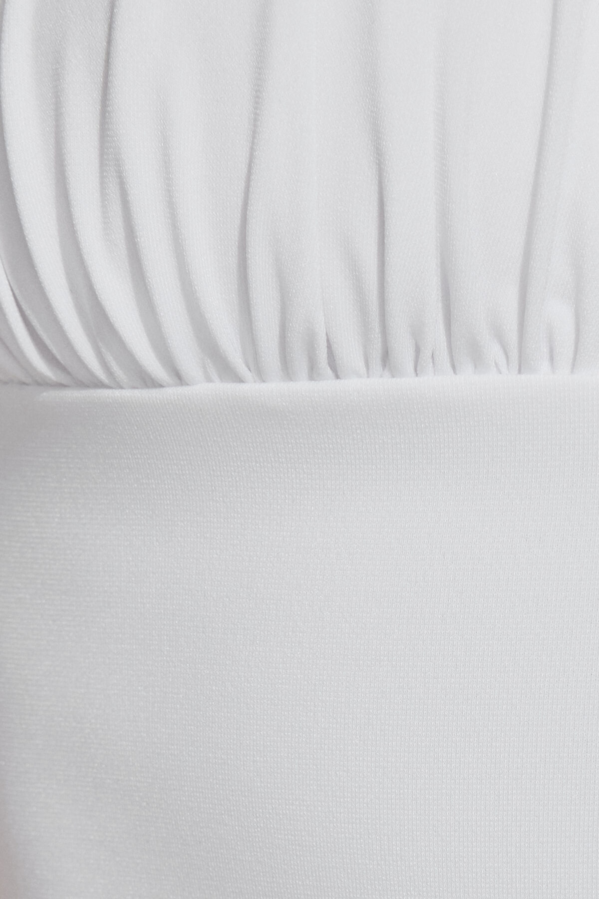 100095855_04N_alt5_1920x2880-9