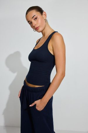 Scoop Neck Ribbed Tank Top