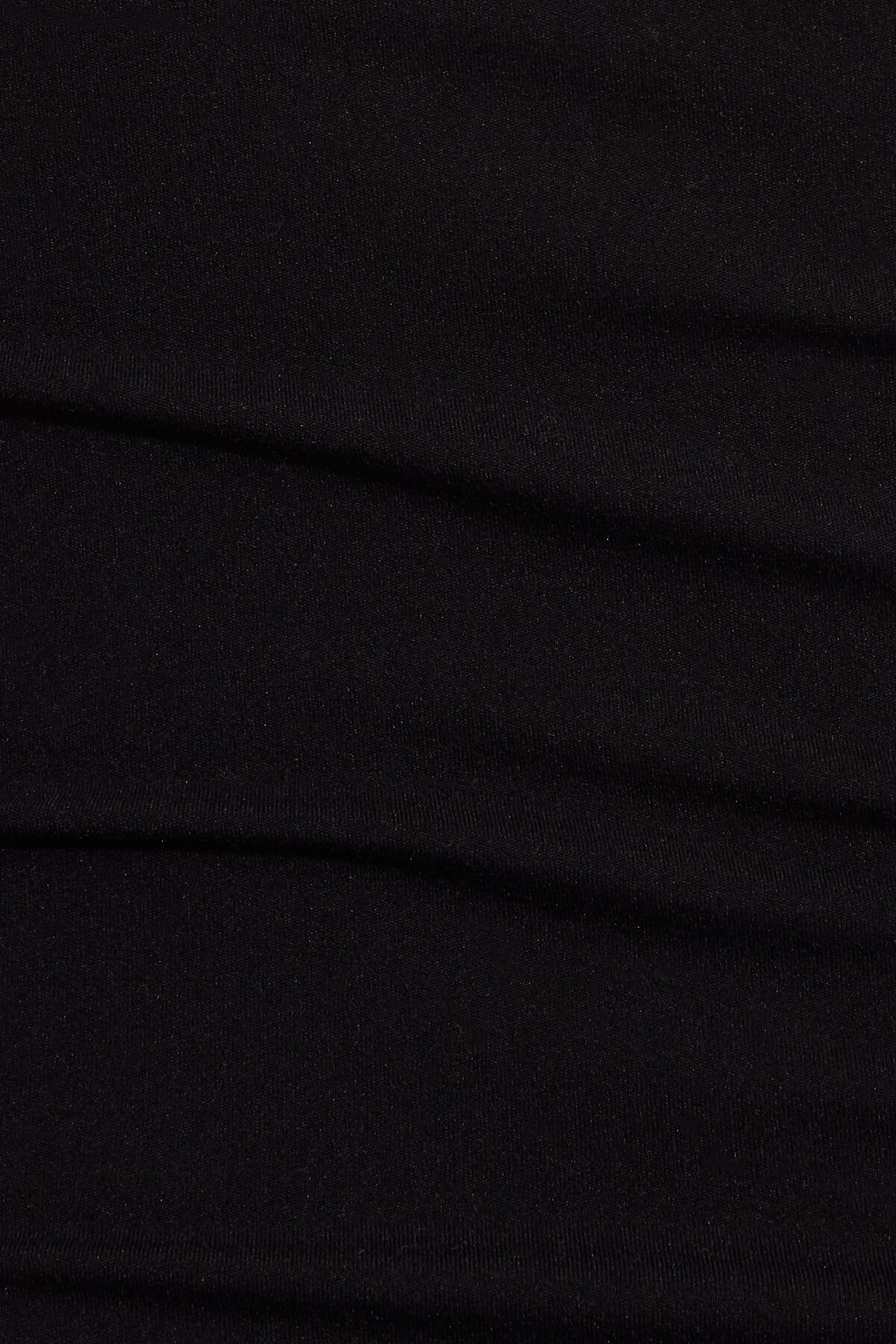 100097028_06V_alt6_1920x2880-2