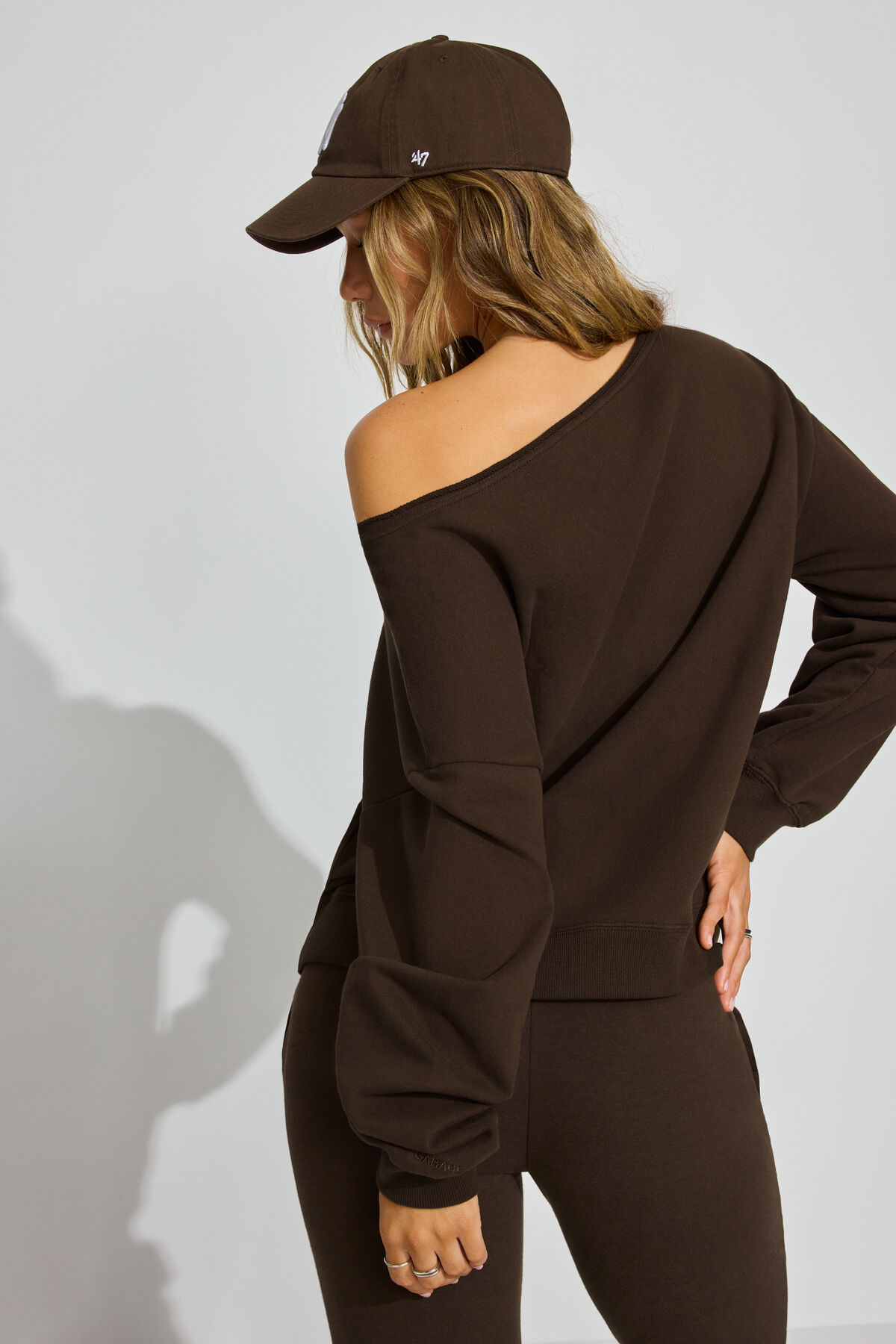 100097132_4DD_alt2_1920x2880-8