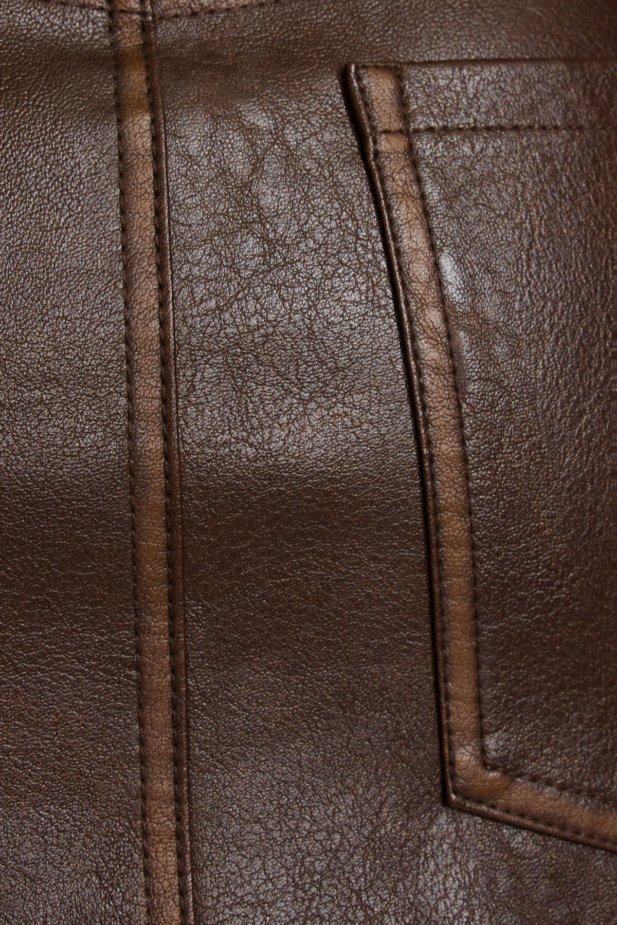 100097778_7NK_alt5_1920x2880-6