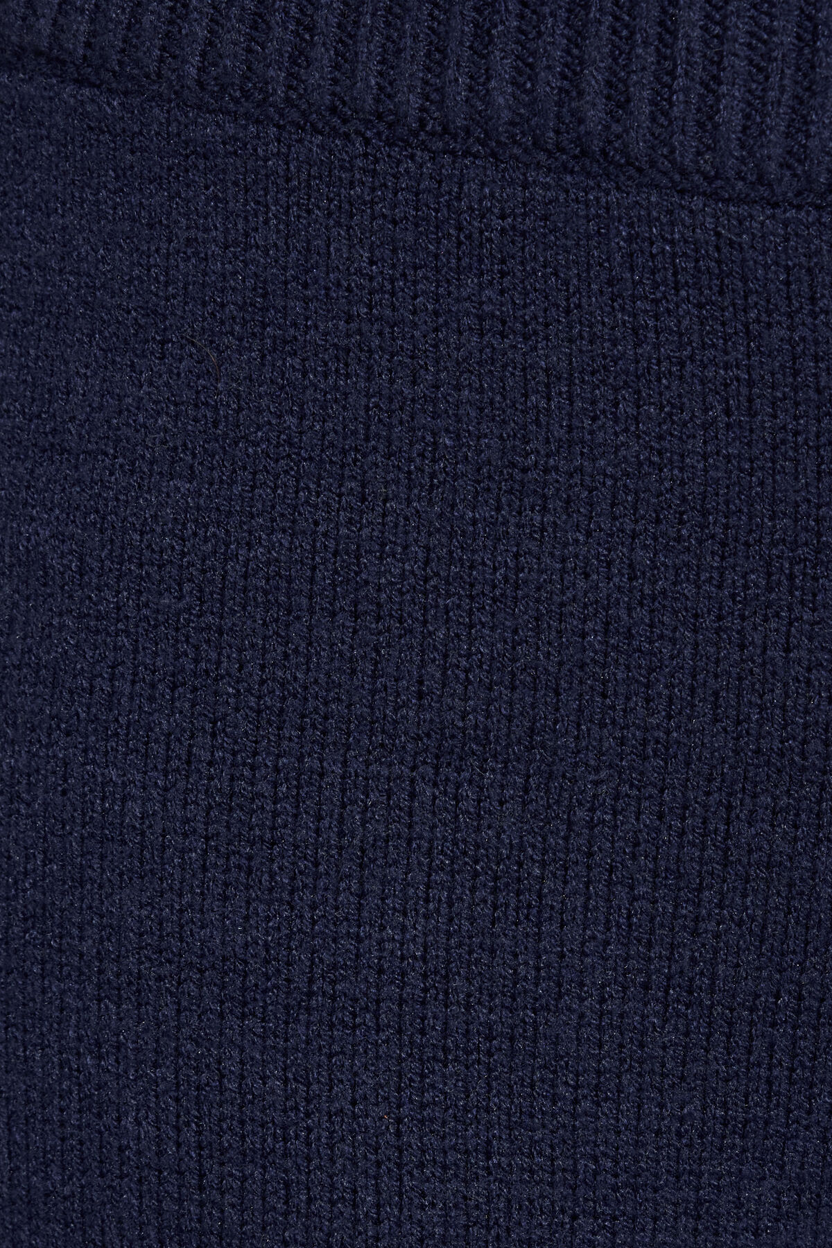 100097900_85J_alt3_1920x2880-1