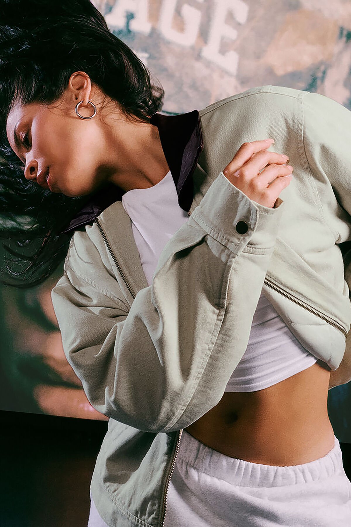 100098207_2FC_1920x2880