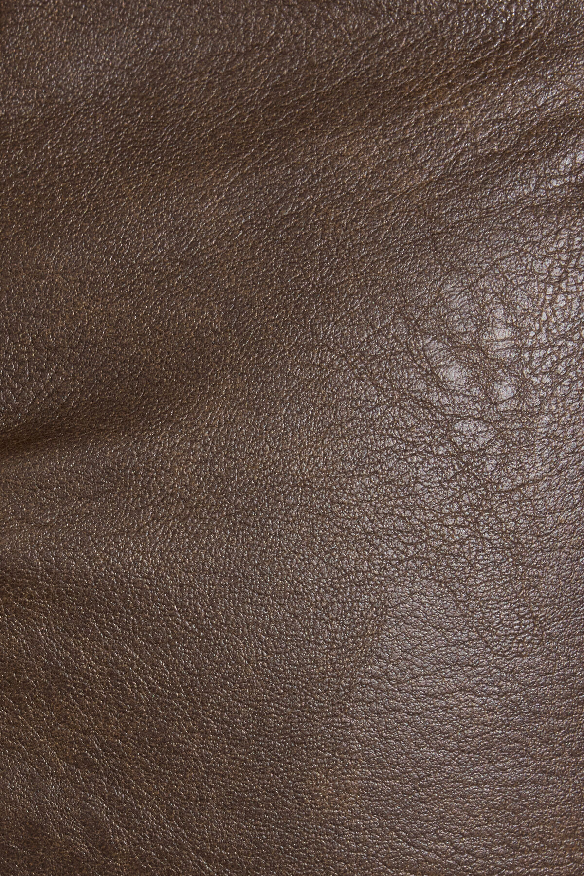 100098908_7L4_alt3_1920x2880-3