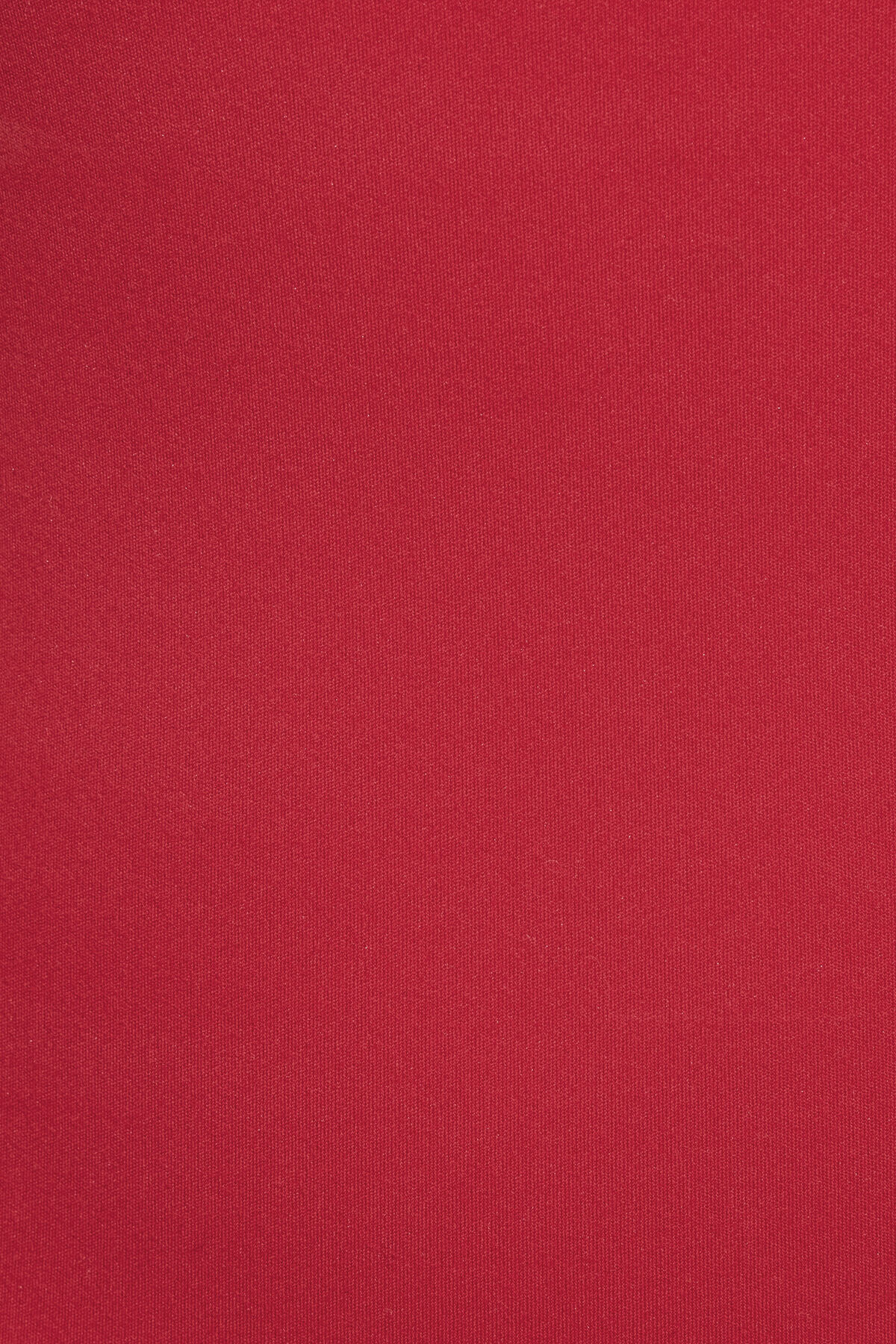 100100045_7GF_alt3_1920x2880-2