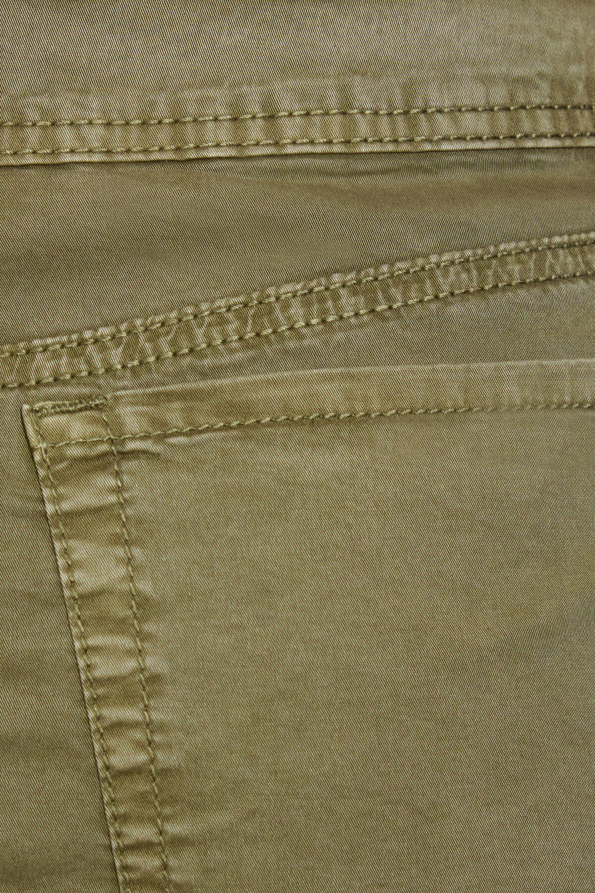 100100067_0HS_alt4_1920x2880-2