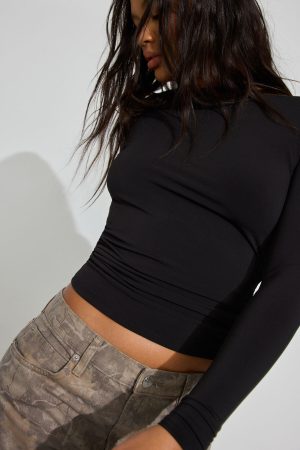 Long Sleeve Cowl Back Top