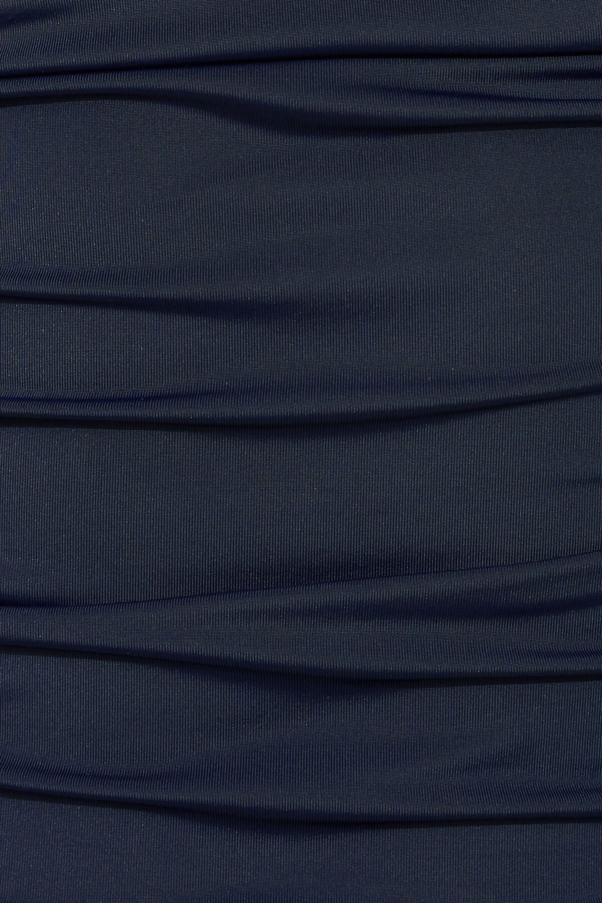 100100852_06G_alt3_1920x2880