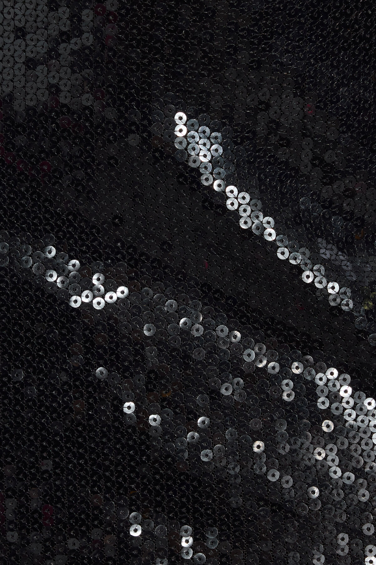 100100936_06V_alt4_1920x2880