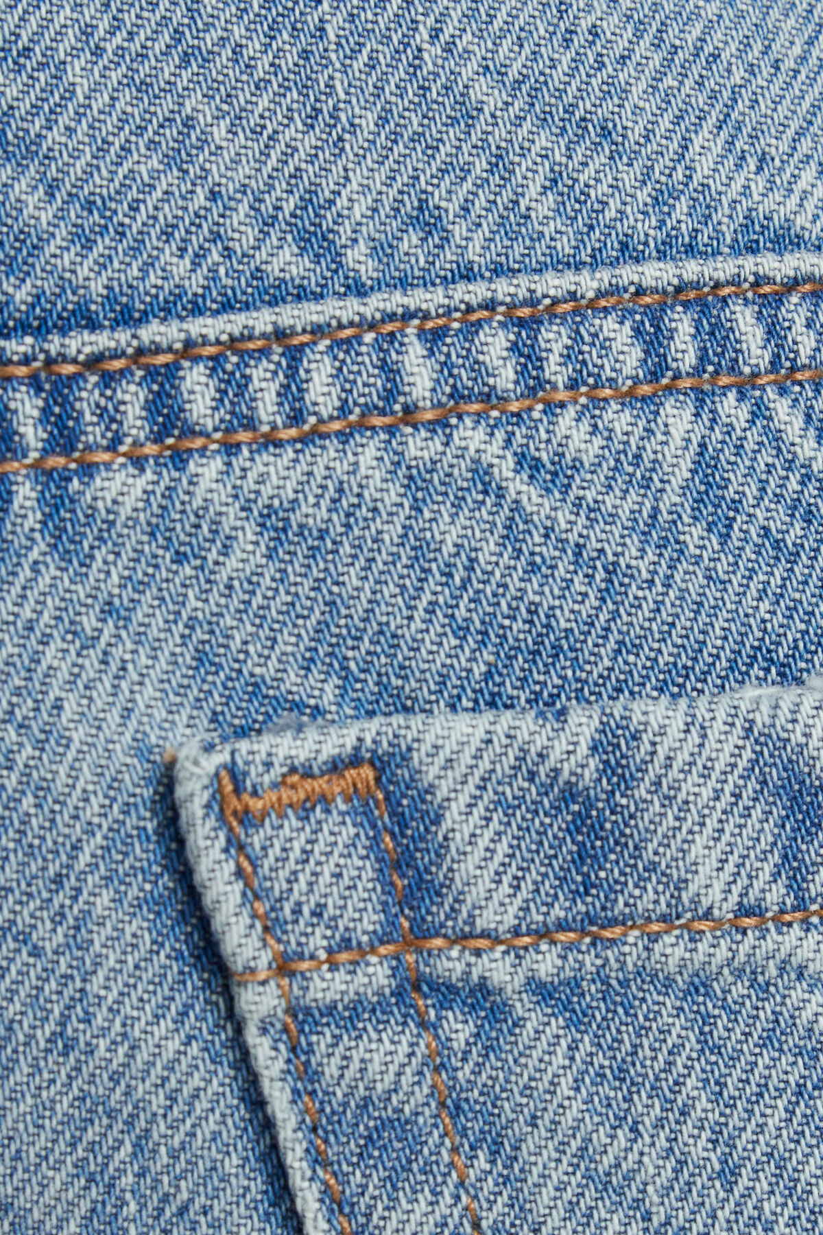 100101208_07I_alt3_1920x2880-4