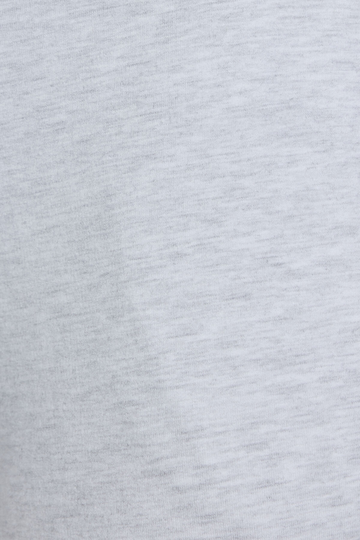 100102968_18X_alt3_1920x2880-4