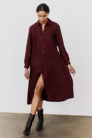 One-Sided Pleated Slinky Long Sleeve Dress